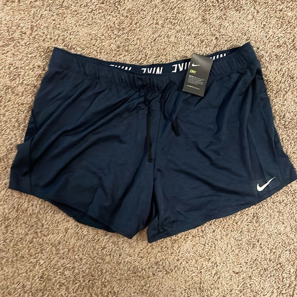 Men’s Nike Dri-Fit shorts 3XL (NWT)